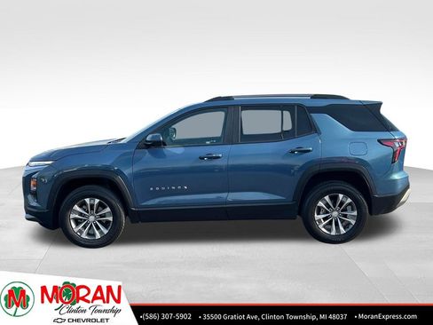 Certified 2025 Chevrolet Equinox LT w/ Convenience Package II FWD image 3