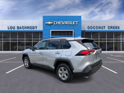 Used 2025 Toyota RAV4 LE AWD/4WD image 6