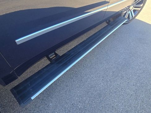 Used 2018 GMC Yukon XL Denali w/ Denali Ultimate Package image 13