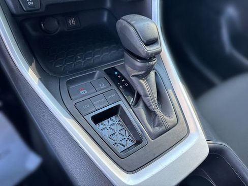 Used 2024 Toyota RAV4 LE image 28