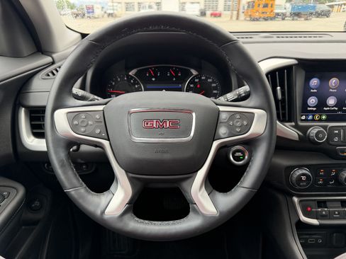 Used 2024 GMC Terrain SLT w/ Elevation Edition FWD image 16