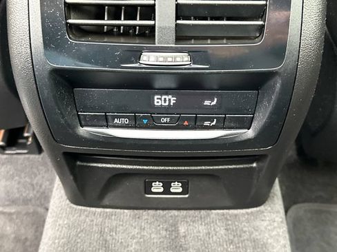 Used 2024 BMW X3 xDrive30i w/ Premium Package w/ZPA AWD/4WD image 22