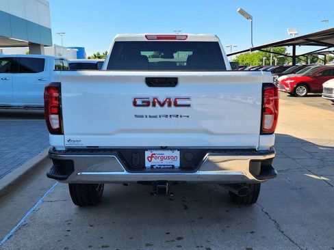 New 2026 GMC Sierra 2500 Pro AWD/4WD image 4