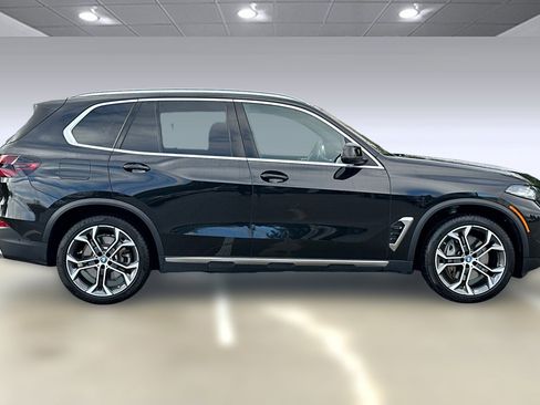 Used 2024 BMW X5 xDrive50e w/ Parking Assistance Package image 7