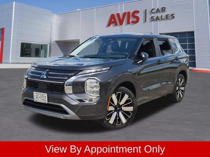 Used 2025 Mitsubishi Outlander SE