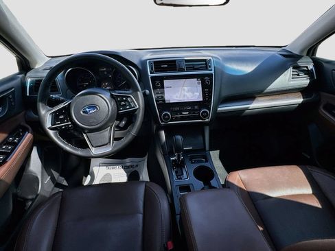 Used 2019 Subaru Outback 2.5i Touring w/ Popular Package #3A AWD/4WD image 27