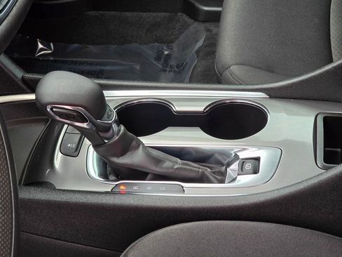 Used 2025 Chevrolet Malibu LT image 15