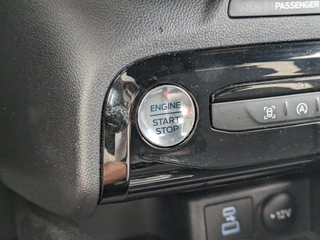 Used 2023 Ford Escape ST-Line w/ Tech Pack #1 FWD image 27