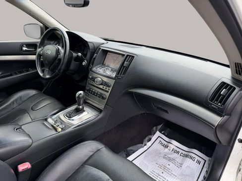 Used 2013 INFINITI G37 x Sedan w/ Premium Pkg image 18