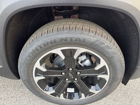 New 2026 Chevrolet Equinox LT w/ Convenience Package II image 11