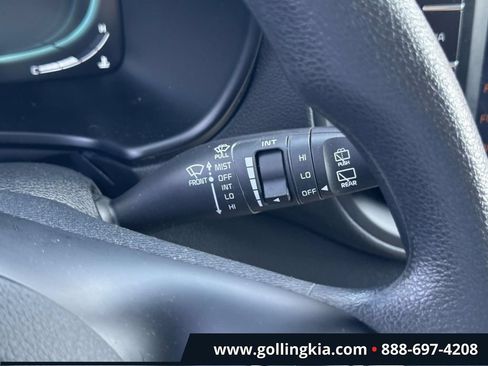 Certified 2023 Kia Soul LX w/ Option Group 015 FWD image 21