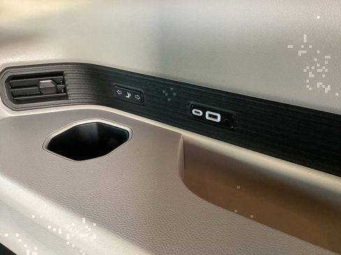 Used 2022 Jeep Wagoneer Series II w/ Premium Group I image 15