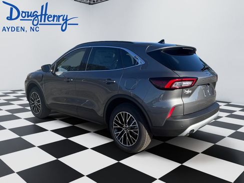 New 2026 Ford Escape SE FWD image 10
