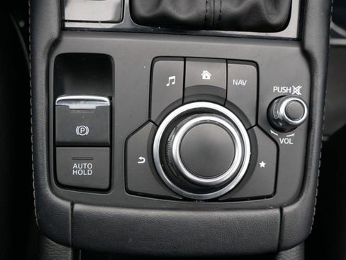 Used 2019 MAZDA CX-3 Touring w/ Preferred Equipment Package AWD/4WD image 23