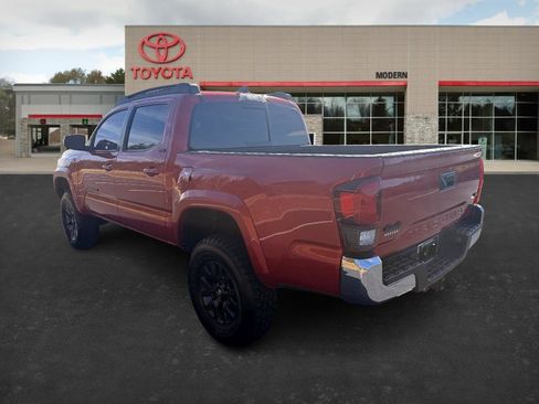 Used 2021 Toyota Tacoma SR5 image 6