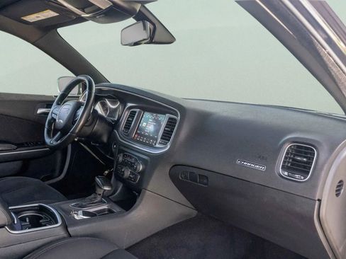 Used 2019 Dodge Charger GT image 35