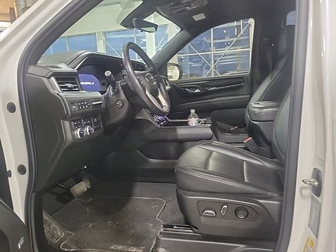 Used 2022 GMC Yukon Denali image 5