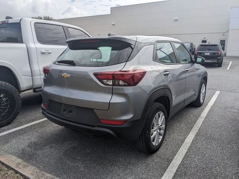 Used 2023 Chevrolet TrailBlazer LS image 8