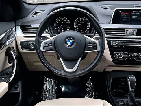 Used 2019 BMW X1 xDrive28i w/ Convenience Package image 6