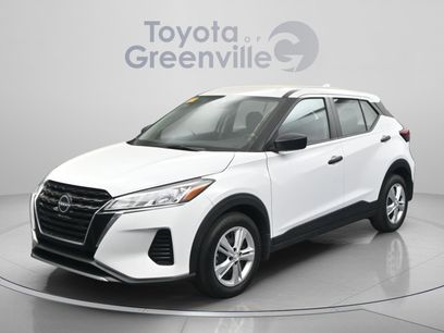 Used 2025 Nissan Kicks Play S