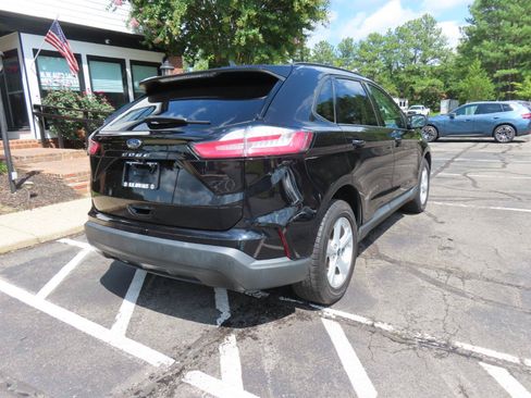 Used 2021 Ford Edge SE FWD image 8