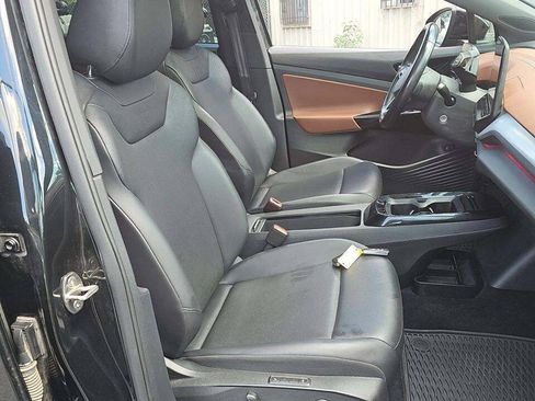 Used 2021 Volkswagen ID.4 Pro S w/ Gradient Package RWD image 14