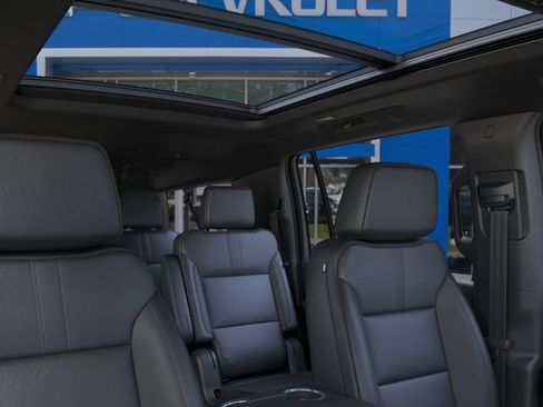 New 2026 Chevrolet Suburban RST w/ RST Capability Package AWD/4WD image 24