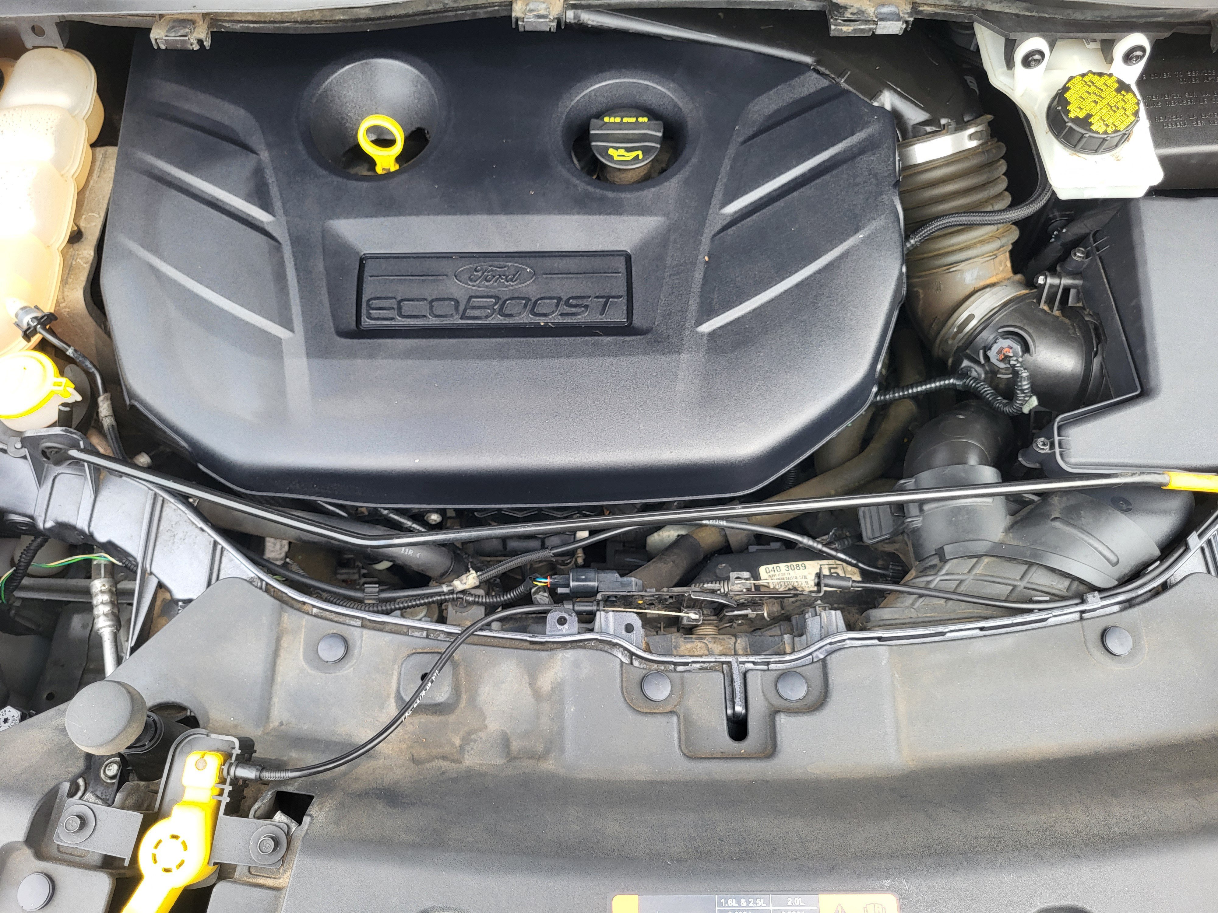 Used 2015 Ford Escape Titanium AWD/4WD image 25