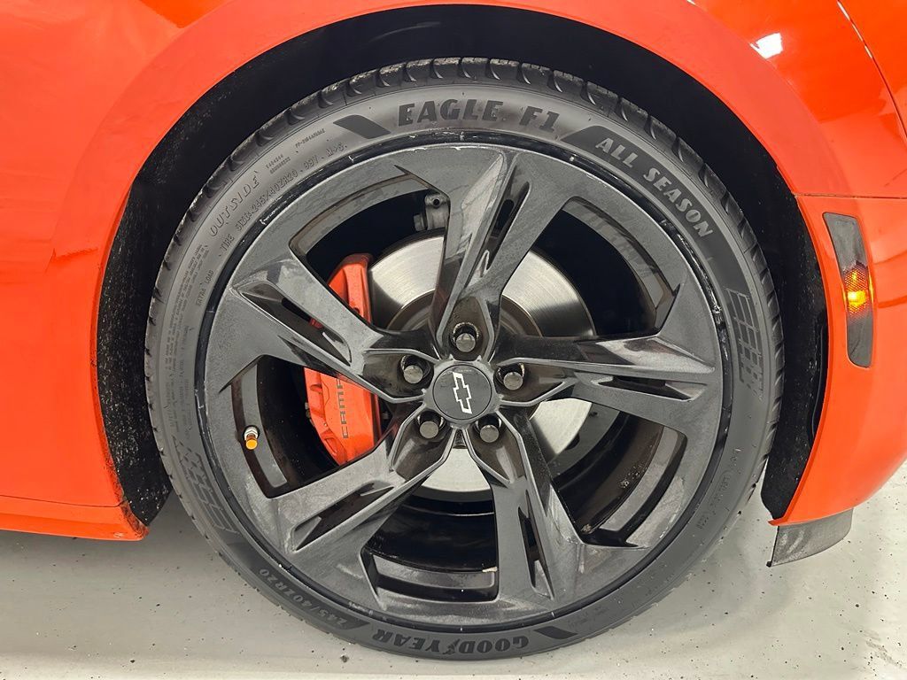 Used 2021 Chevrolet Camaro SS RWD image 51