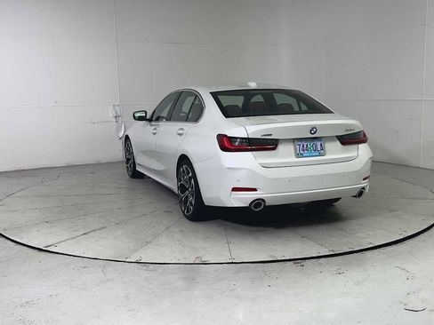 Used 2025 BMW 330i xDrive Sedan w/ Convenience Package image 3