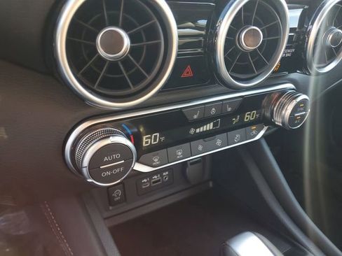 New 2025 Nissan Sentra SR w/ SR Premium Package image 17