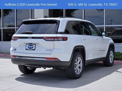 Used 2023 Jeep Grand Cherokee Limited image 7
