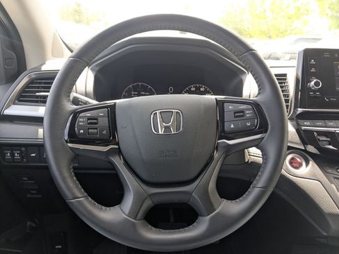 Used 2025 Honda Odyssey EX-L image 19