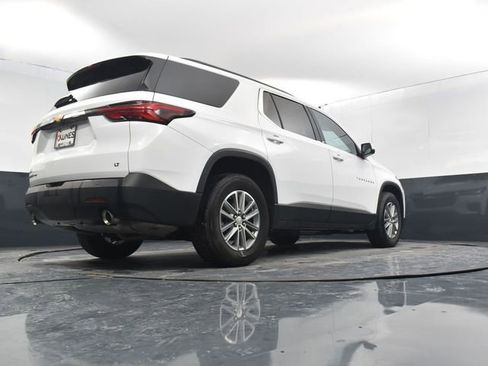 Used 2023 Chevrolet Traverse LT image 49