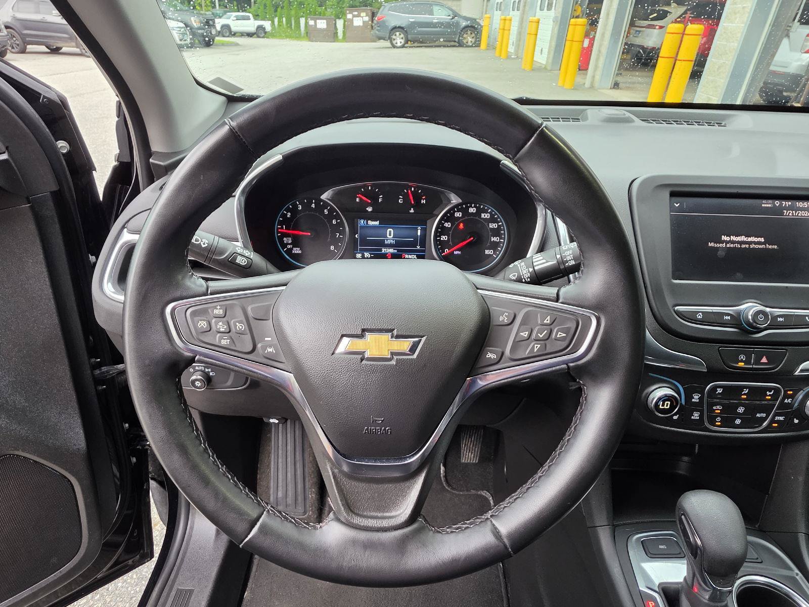 Used 2024 Chevrolet Equinox LT AWD/4WD image 23