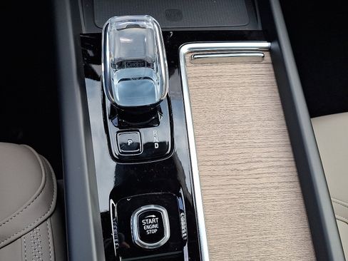 New 2026 Volvo XC60 T8 Plus w/ Protection Package Premier image 10