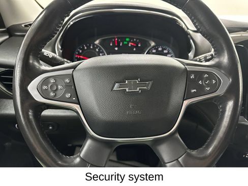 Used 2021 Chevrolet Traverse RS FWD image 40