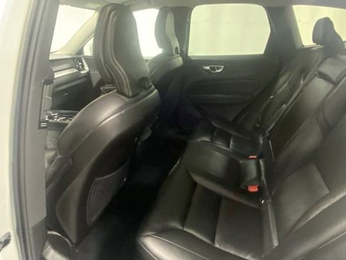 Used 2023 Volvo XC60 B5 Core w/ Climate Package image 13
