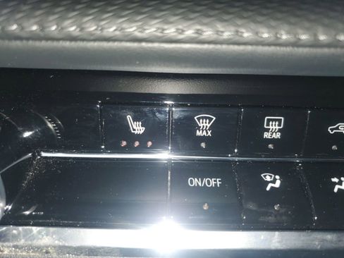 Used 2025 Chevrolet Equinox LT image 20