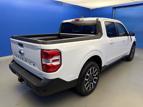 Used 2024 Ford Maverick Lariat w/ 4K Tow Package AWD/4WD image 7