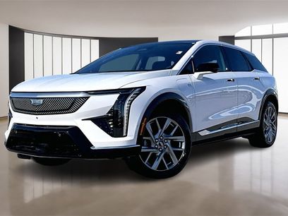 Certified 2025 Cadillac Optiq Luxury 1