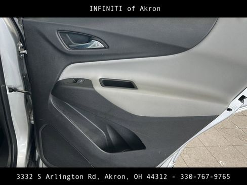 Used 2020 Chevrolet Equinox LS image 23