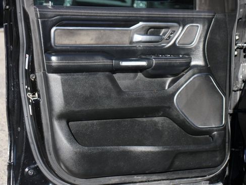 Used 2019 RAM 1500 Laramie image 15