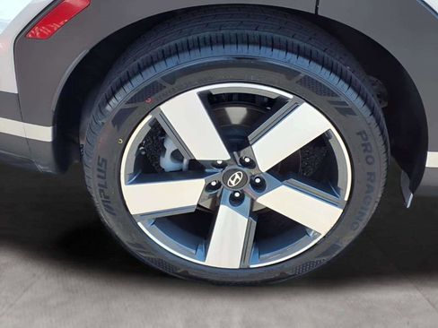 Certified 2024 Hyundai Santa Fe Limited FWD image 19