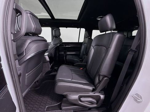 New 2026 Jeep Grand Wagoneer Summit AWD/4WD image 26