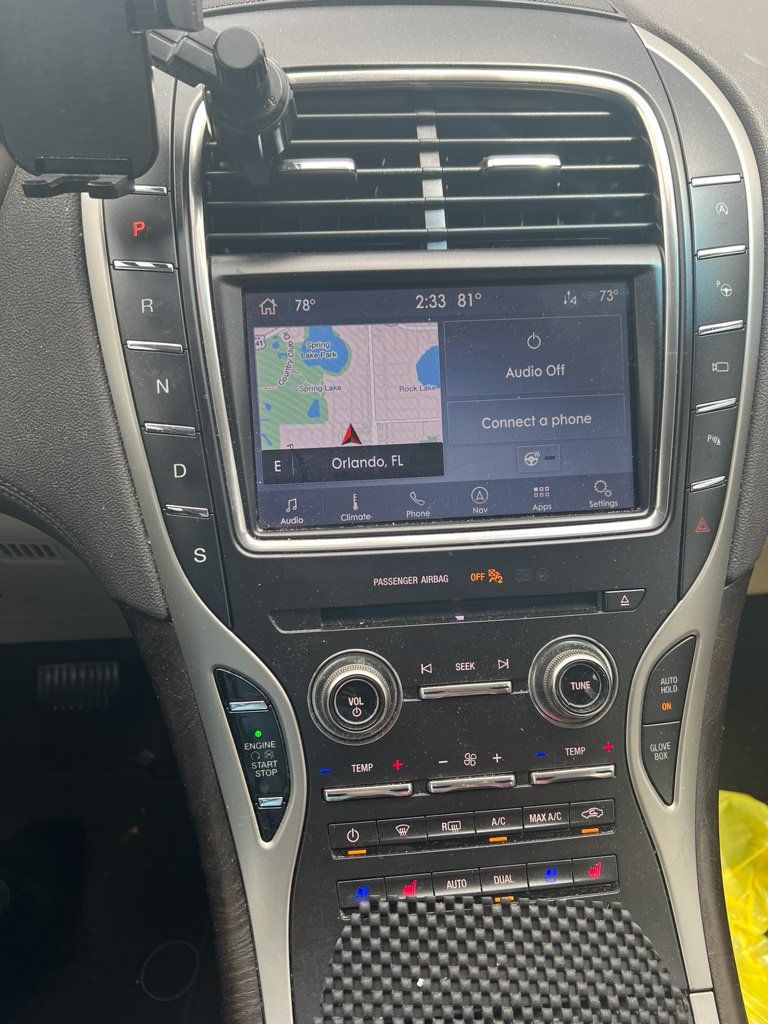 Used 2019 Lincoln Nautilus Reserve FWD image 9