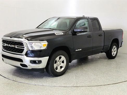 Used 2023 RAM 1500 Big Horn AWD/4WD image 3