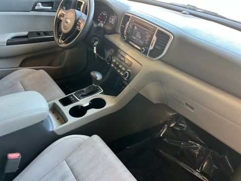 Used 2017 Kia Sportage LX FWD image 17