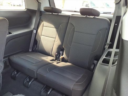 Certified 2023 GMC Acadia SLE image 29