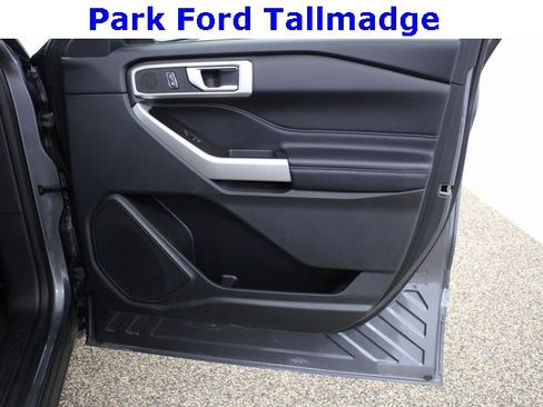 Used 2022 Ford Explorer XLT w/ Equipment Group 202A image 21